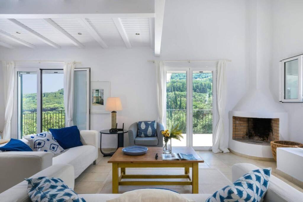 Villa Eleonas Strongyli  المظهر الخارجي الصورة